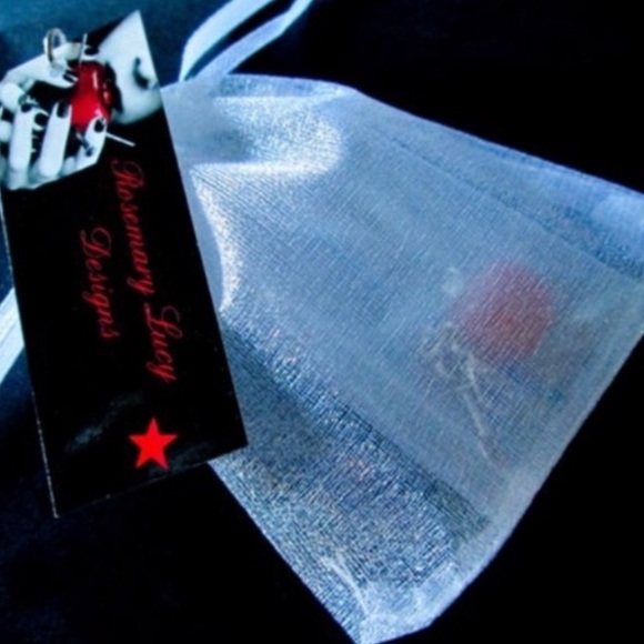 Swarovski new silver earrings so sparkly! - Picture 7 of 7